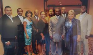 Manuel Mota celebra su cumpleaños número 84 con satisfacción y junto a su familia