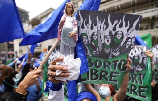 Colombia despenaliza el aborto hasta las 24 semanas