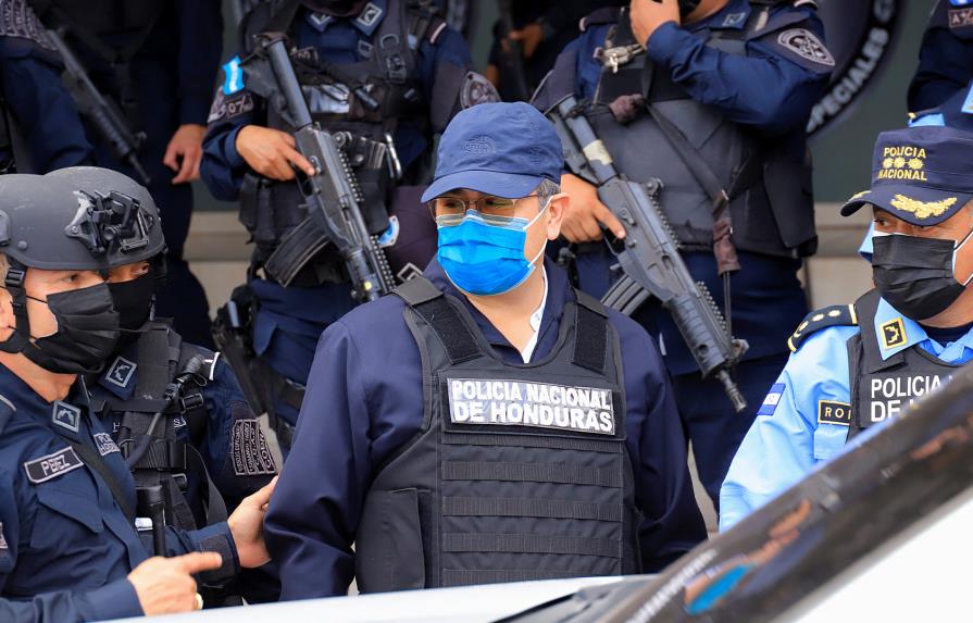 Expresidente hondureño víctima de venganza de narcotraficantes, dice esposa