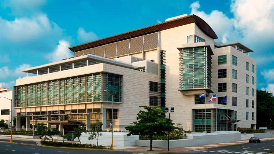 Empleados del Ministerio Público disgustados por no recibir aumento igual que los fiscales