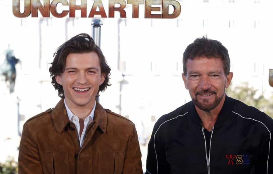 Tom Holland y Antonio Banderas triunfan en los cines de EEUU con Uncharted