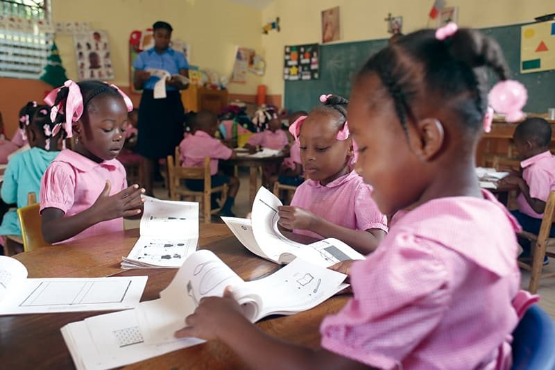 Haití retira subvención a libros de texto en francés para fomentar el creole