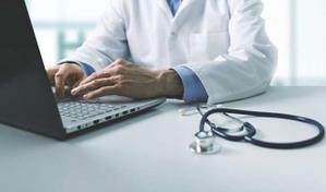 Detenido un falso ginecólogo tras abusar sexualmente de 63 mujeres en Italia