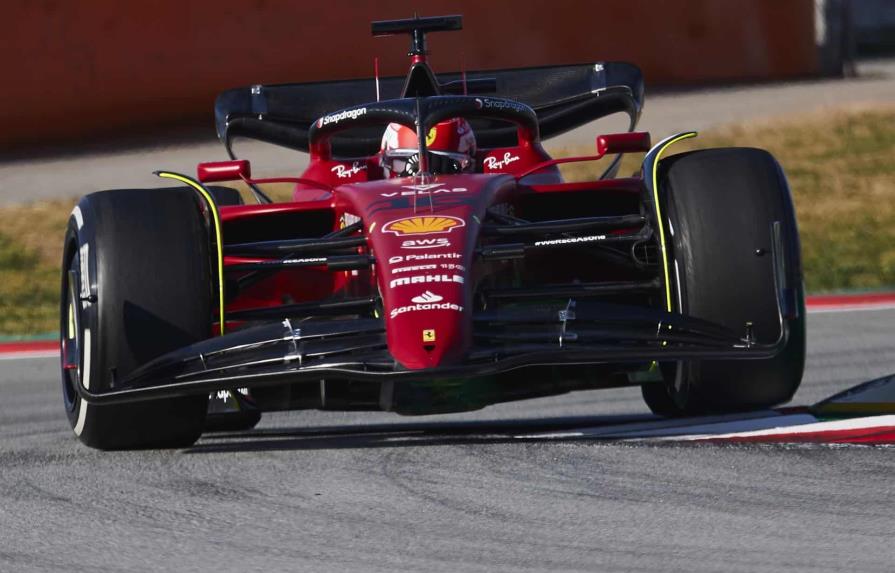 Leclerc  de Ferrari, el más rápido en la matinal de Montmeló