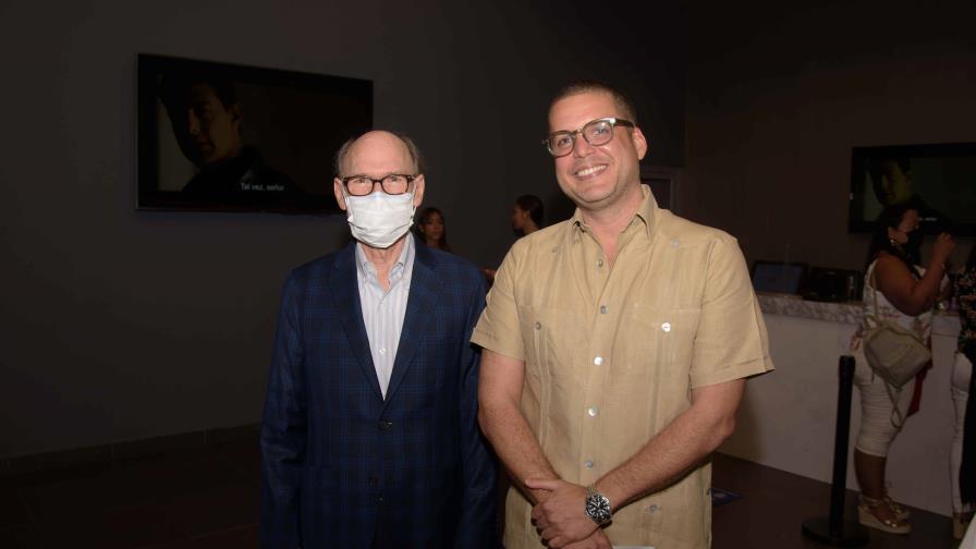Se presenta por primera vez el documental Isla de Dos Repúblicas Se presenta por primera vez el documental Isla de Dos Repúblicas