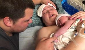 Mujer de Carolina del Norte da a luz el 22-2-2022 a las 2:22 de la mañana