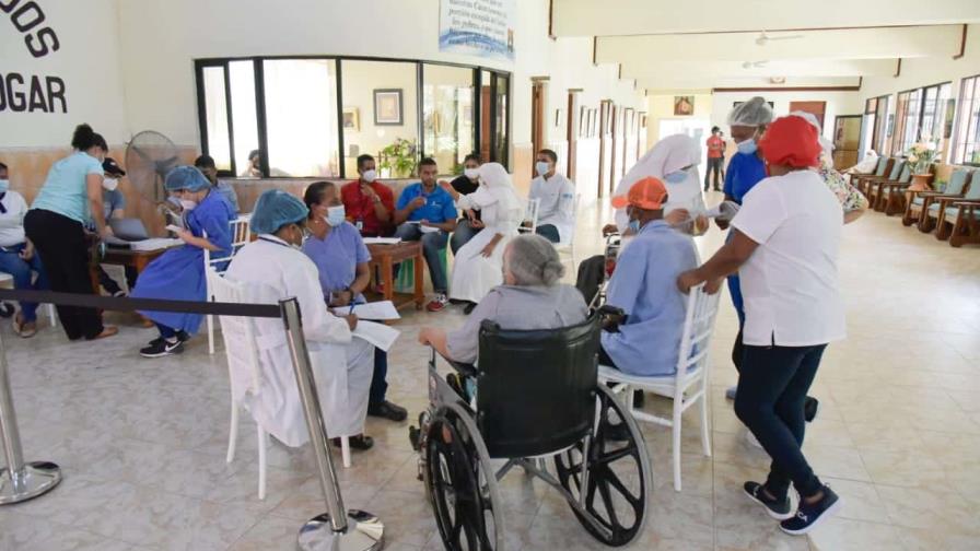 Seis muertos por COVID-19 en últimas 48 horas en República Dominicana Seis muertos por COVID-19 en últimas 48 horas en República Dominicana