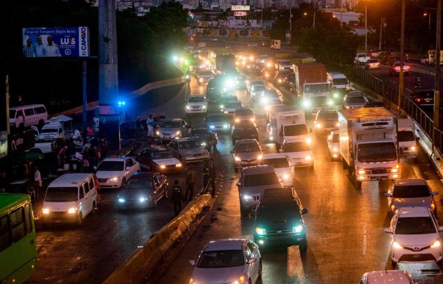 Gobierno empieza mañana ampliación del kilómetro 9 de la autopista Duarte