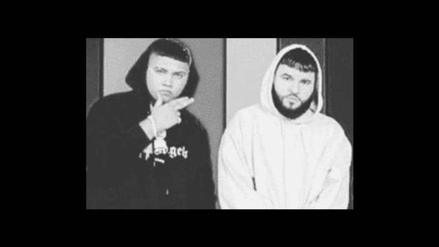 Farruko ora por el artista puertorriqueño Ankhal, herido de bala en tiroteo Farruko ora por el artista puertorriqueño Ankhal, herido de bala en tiroteo