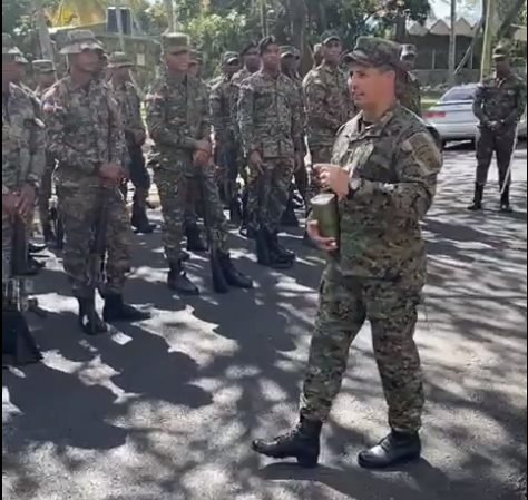 Ejército ve con preocupación videos de militares en TikTok y otras redes