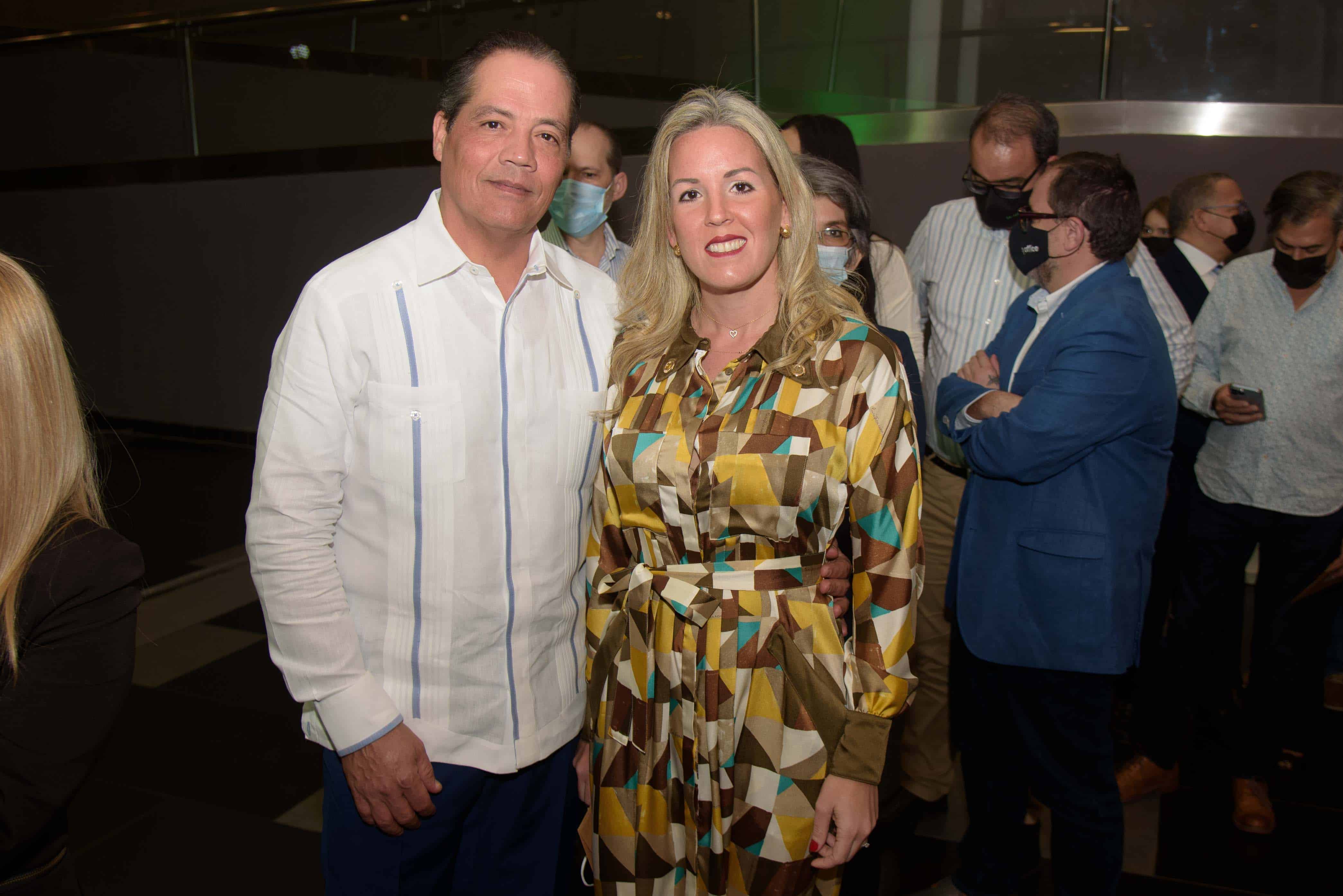 Adolfo garcía Y Wilma Álvarez de García.