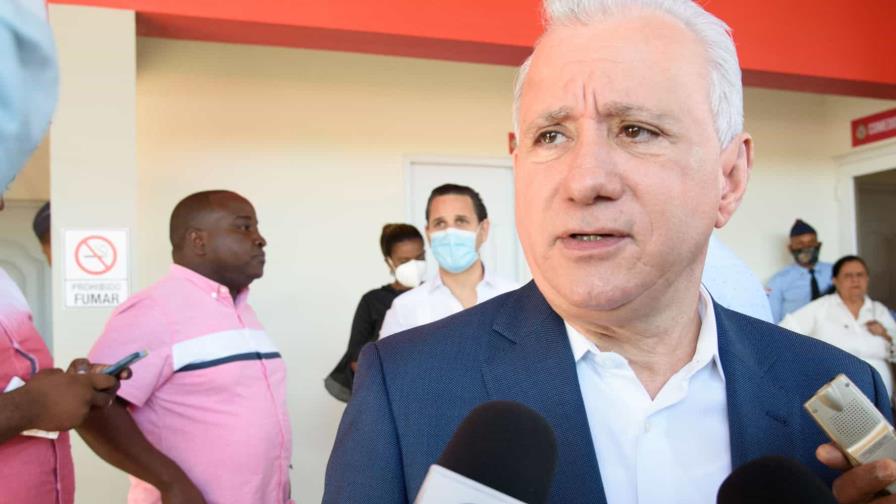Senador advierte conflicto en Ucrania afectará precios de combustibles Senador advierte conflicto en Ucrania afectará precios de combustibles
