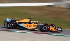 Ricciardo, el m&aacute;s r&aacute;pido de la sesi&oacute;n matinal; Sainz, el m&aacute;s s&oacute;lido 
