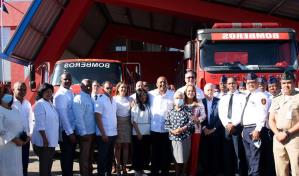 Alcaldía de Santo Domingo Oeste y empresarios inauguran estación de bomberos