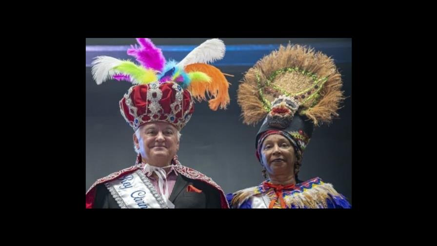 Coronan a Cuquín Victoria y Marily Gallardo como reyes del Carnaval 2022