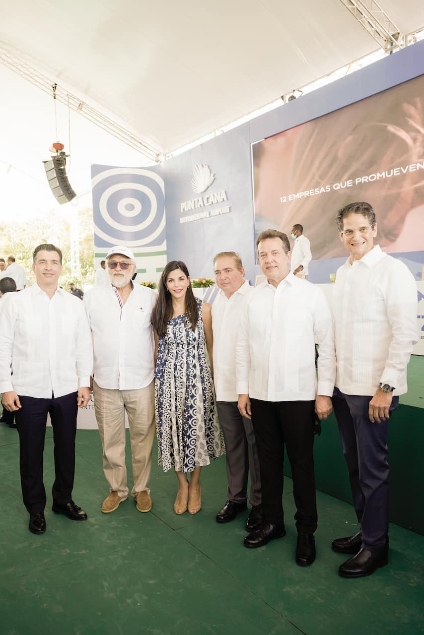 Christopher Paniagua, Rolando González Bunster, Francesca Rainieri, Héctor Porcella, Víctor Bisonó y Oscar Villanueva.