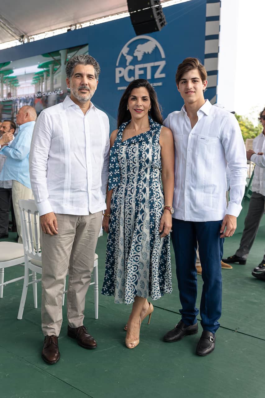 Juan Caro, Francesca Rainieri de Caro y Javier De Parada.