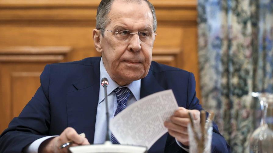 La UE y EEUU acuerdan congelar bienes de Putin y Lavrov