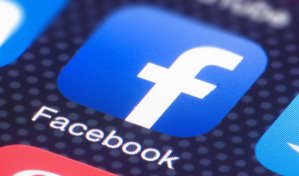 Ucranianos pueden bloquear sus cuentas de Facebook tras temores por listas de la muerte