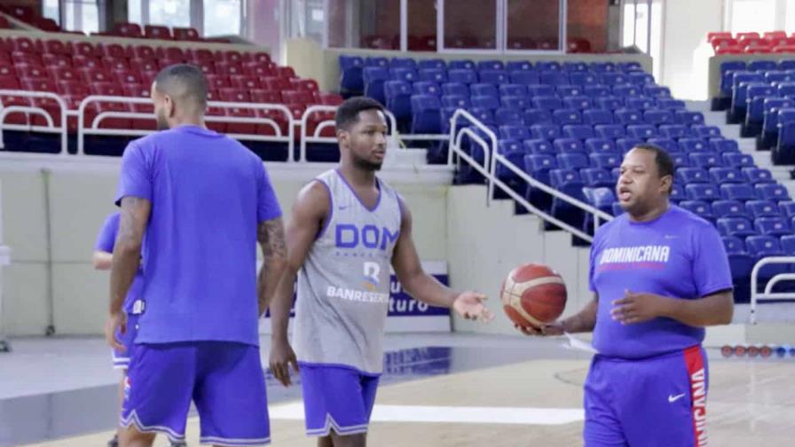 Melvyn López define sus 12 jugadores de la selección nacional para segunda ventana clasificatoria