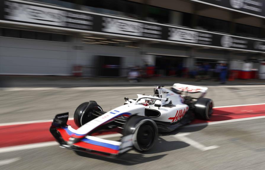 Haas elimina referencias a patrocinador ruso en su auto