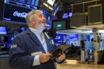 Alivio recorre Wall Street y registra alza pese a conflicto en Ucrania