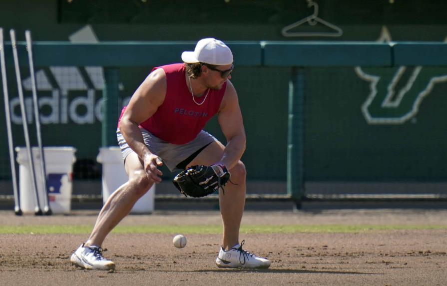 Jugadores de la MLB en el limbo buscan mantenerse activos