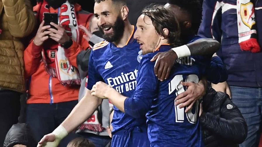 Real Madrid vence al Rayo Vallecano con tanto de Benzema Real Madrid vence al Rayo Vallecano con tanto de Benzema