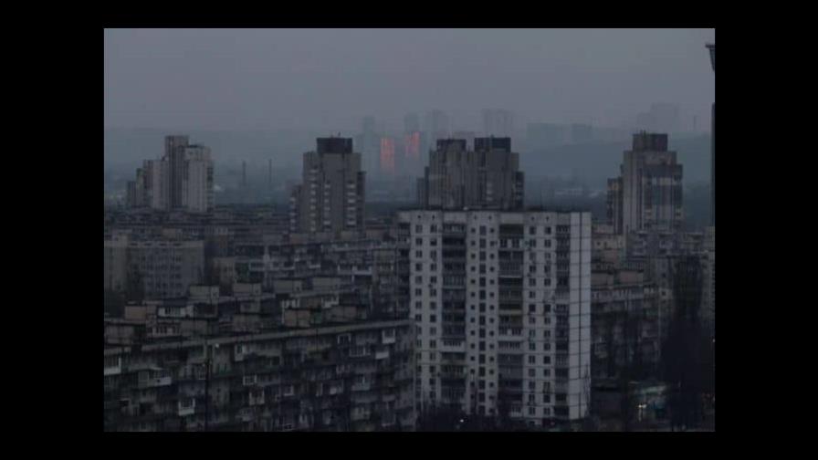 Ucrania asegura que ha derribado un avión militar ruso que transportaba paracaidistas