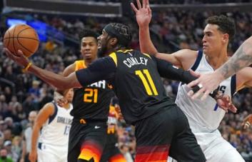 Mitchell anota 33 puntos en triunfo de Jazz sobre Mavs