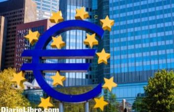 La Unión Europea ataca las finanzas rusas y evita por ahora un embargo comercial severo