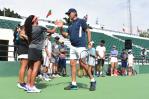 Más de 100 personas en clínicas de tenis con José Luis Clerc