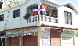 Pocos exhiben la bandera tricolor el Día de la Independencia Nacional