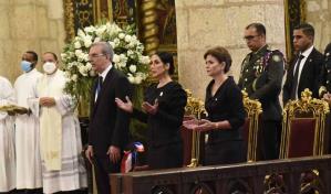 Luis Abinader encabez&oacute; tedeum en la Catedral Primada de Am&eacute;rica