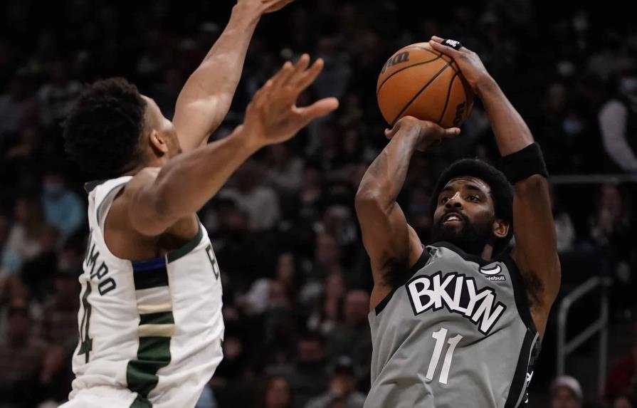 VÍDEO | Irving resolvió por los Nets para remontar y superar a Bucks