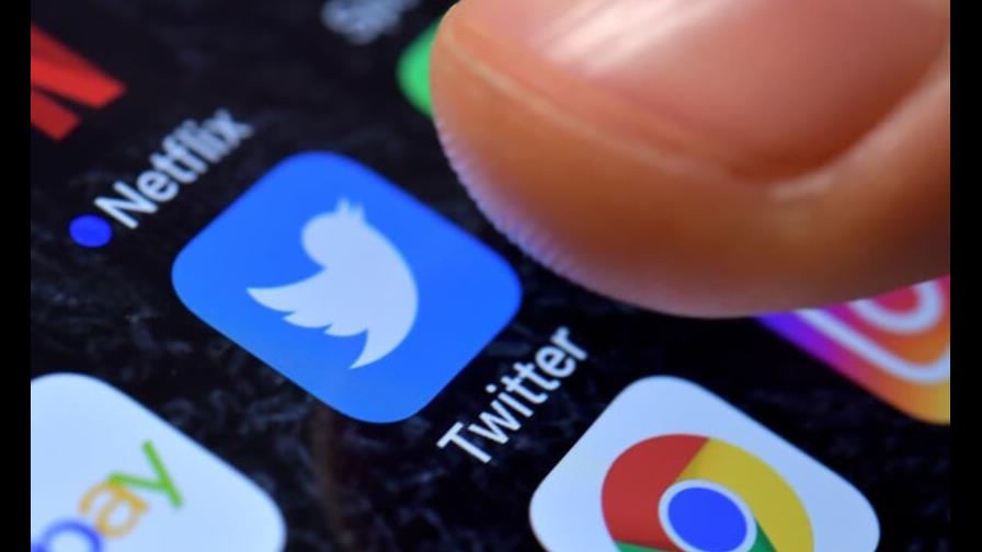 Twitter señalará los mensajes que difundan noticias de medios oficiales rusos Twitter señalará los mensajes que difundan noticias de medios oficiales rusos