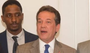 Las explicaciones de Ito Bisonó ante depósito de reforma a la ley de Hidrocarburos