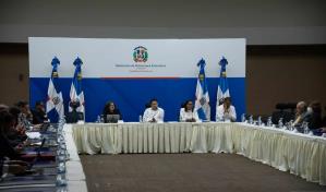 Agenda, la gran ausente en mesa sobre política exterior y migración