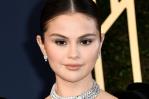 La aparatosa caída de Selena Gómez en los SAG Awards