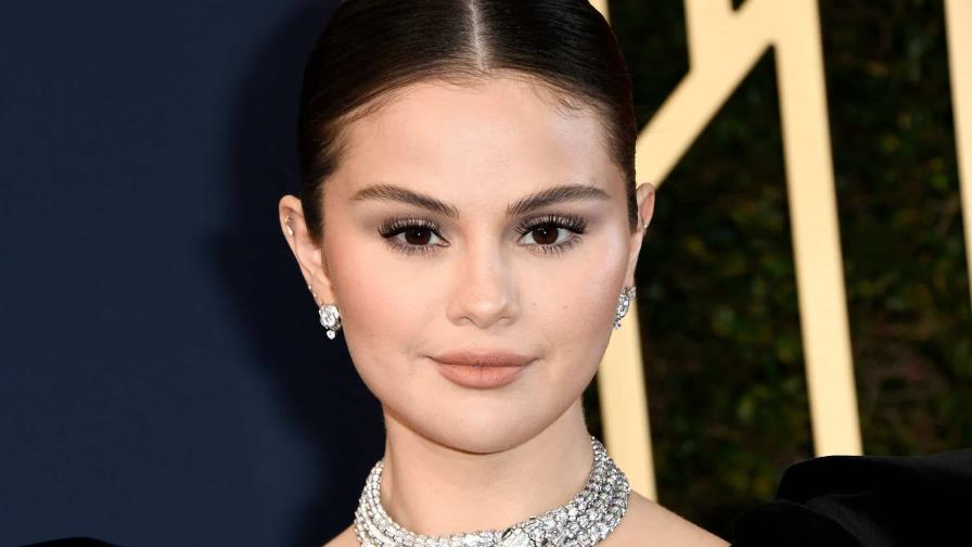 La aparatosa caída de Selena Gómez en los SAG Awards