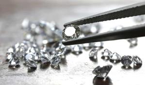 Mujer rob&oacute; casi seis millones en diamantes: s&oacute;lo deber&aacute; devolver 340 d&oacute;lares