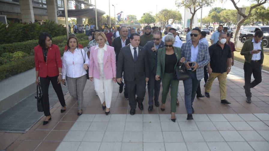 Posponen juicio preliminar en contra del diputado del PRM Gregorio Domínguez Posponen juicio preliminar en contra del diputado del PRM Gregorio Domínguez