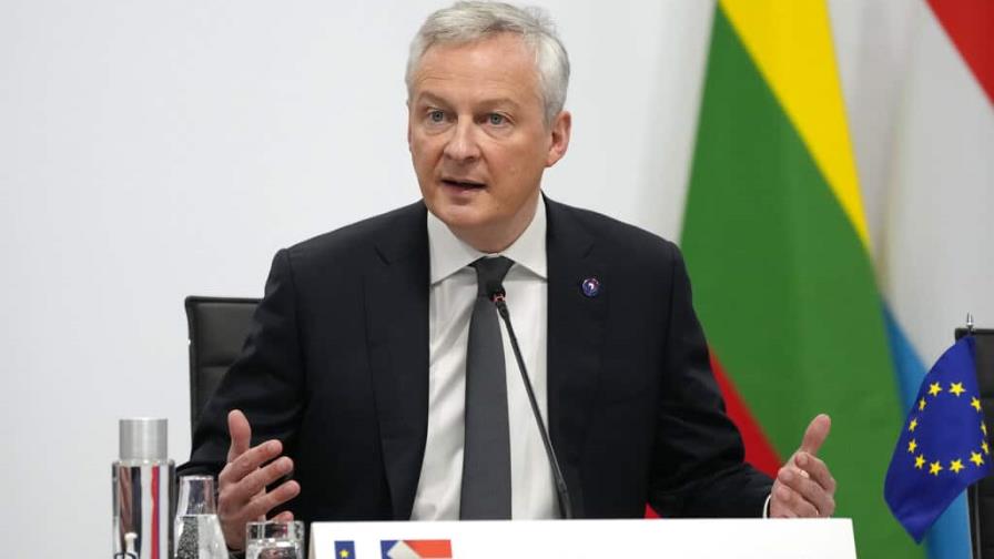 Francia avisa: los occidentales vamos a hundir la economía rusa