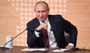 Rusia prohíbe sacar del país más de 10,000 dólares