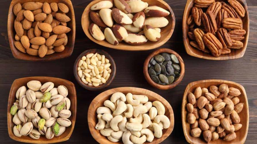 ¿Comer nueces reduce el colesterol?