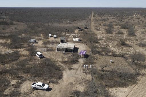 México busca a casi 100,000 desaparecidos; encuentra horror