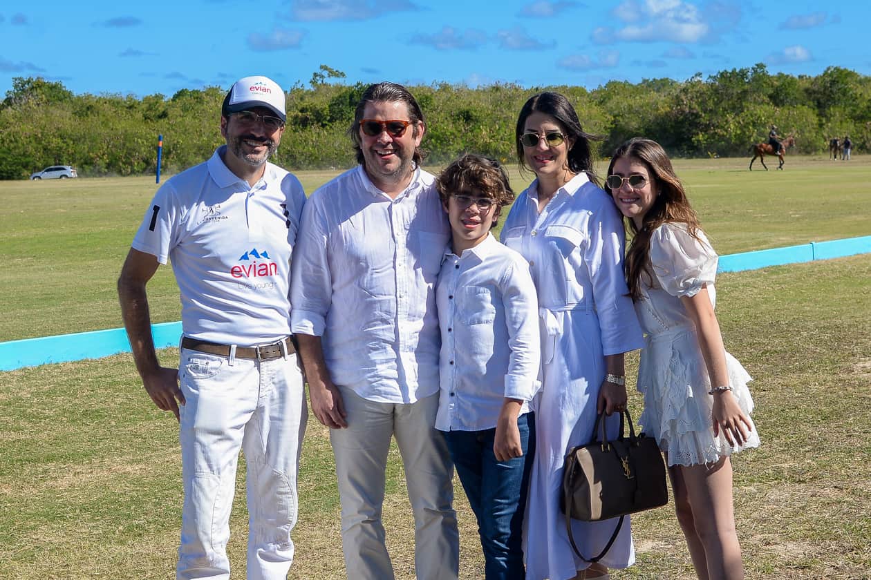 Alejandro Clebes, Rodolfo Paliza, Sebastián Paliza, María Fernanda de Paliza e Isabella Paliza.