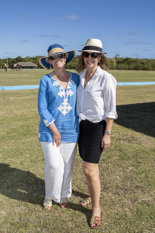 Sue Straits y Dana Wollaston.