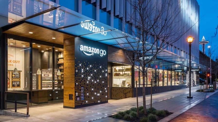 Amazon cerrará decenas de tiendas físicas, incluidas todas sus librerías