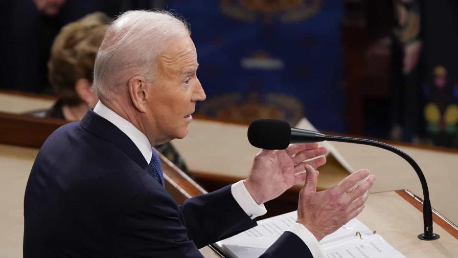 Biden defiende el derecho de las mujeres a decidir